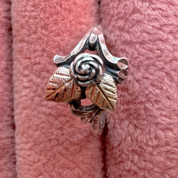 Vintage Black Hills Gold 925 Sterling Silver 12K Yellow & Rose Gold Rose Ring - Picture 12 of 14